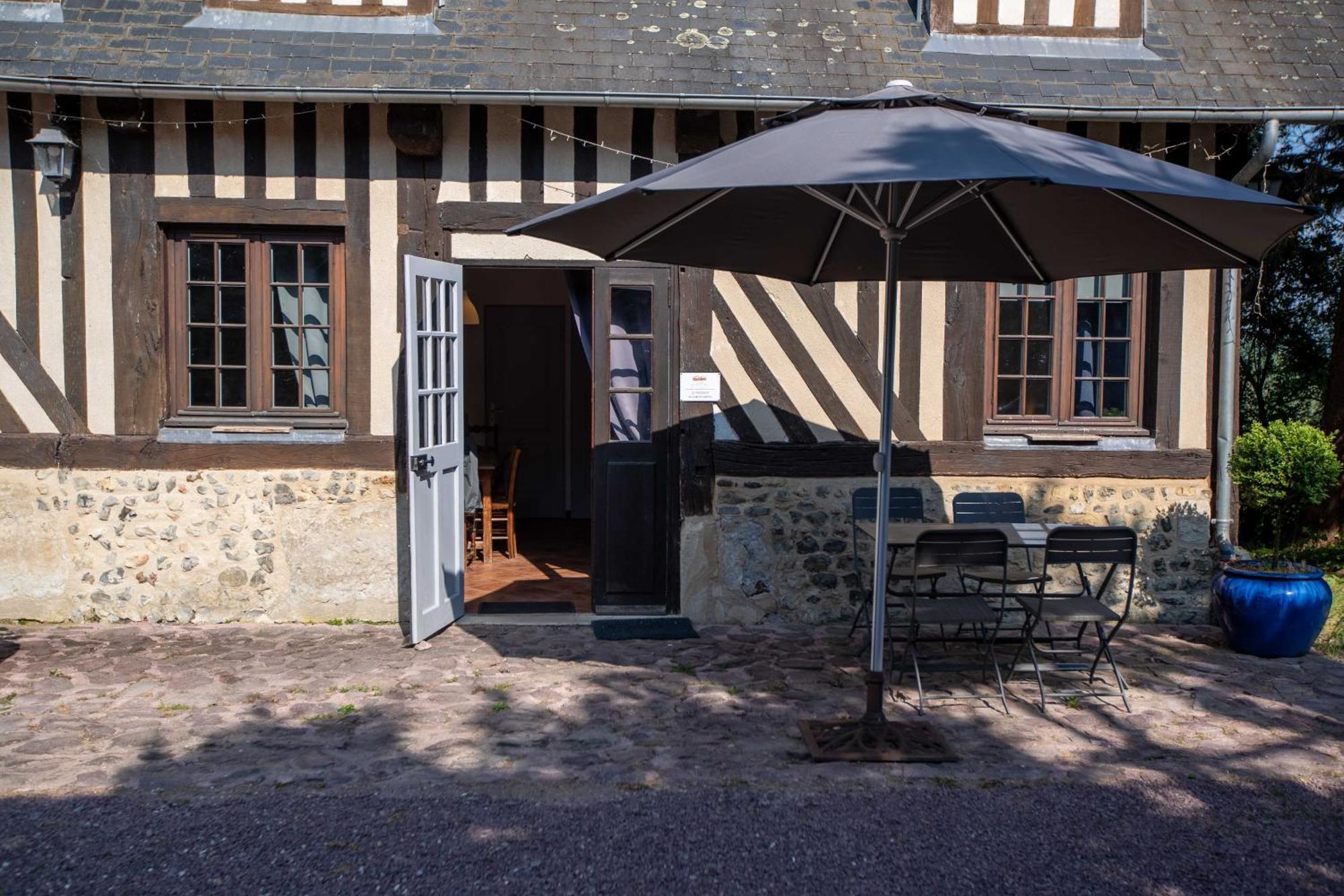 Gites - Domaine De Geffosse Pont-l'Eveque  Exterior photo